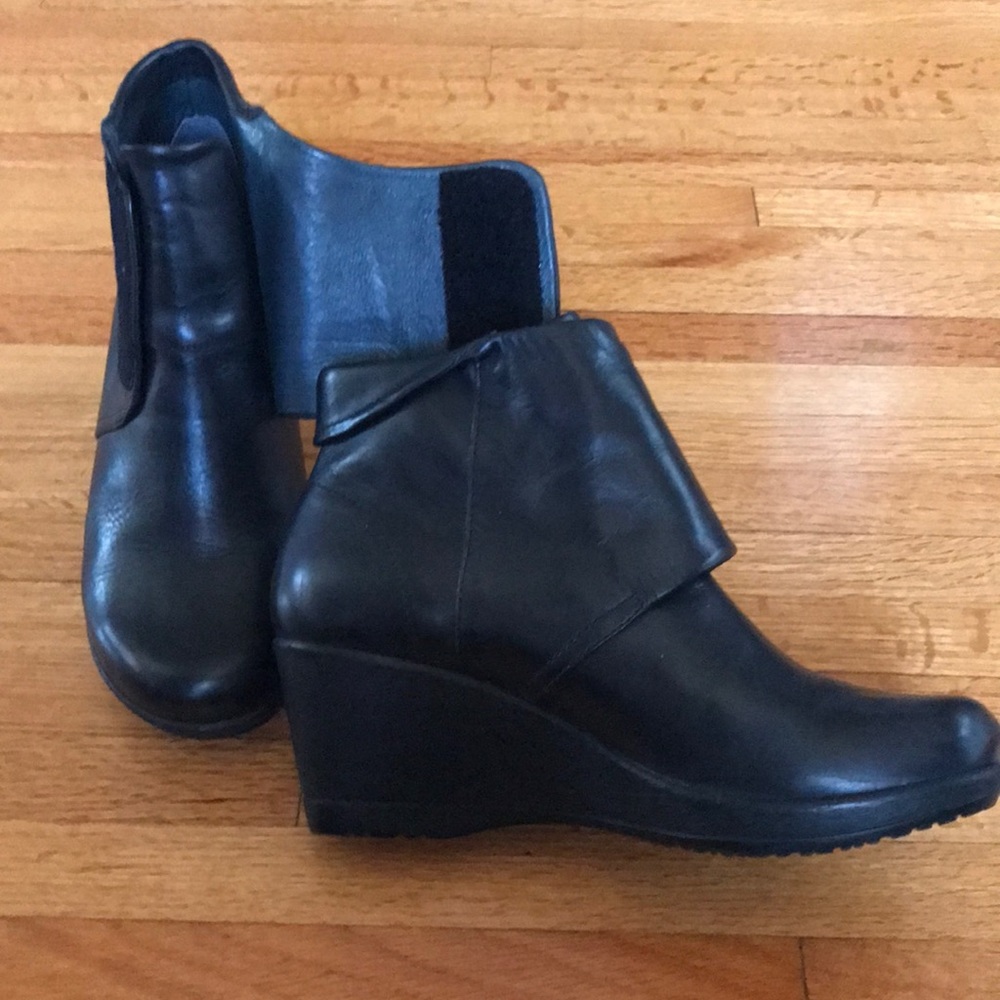 Dansko Bootie - Picture 3 of 4